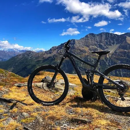 Ampio Giardino Adiacente Piste Sci 4/6 Posti Letto La Thuile